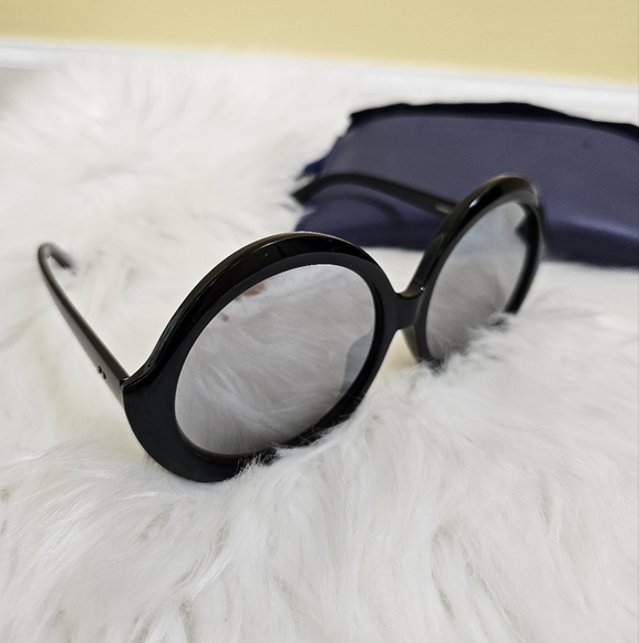 Accessories - Chunky Frame Color Mirror Lens Oversize Round Sunglasses (Black / Silver)